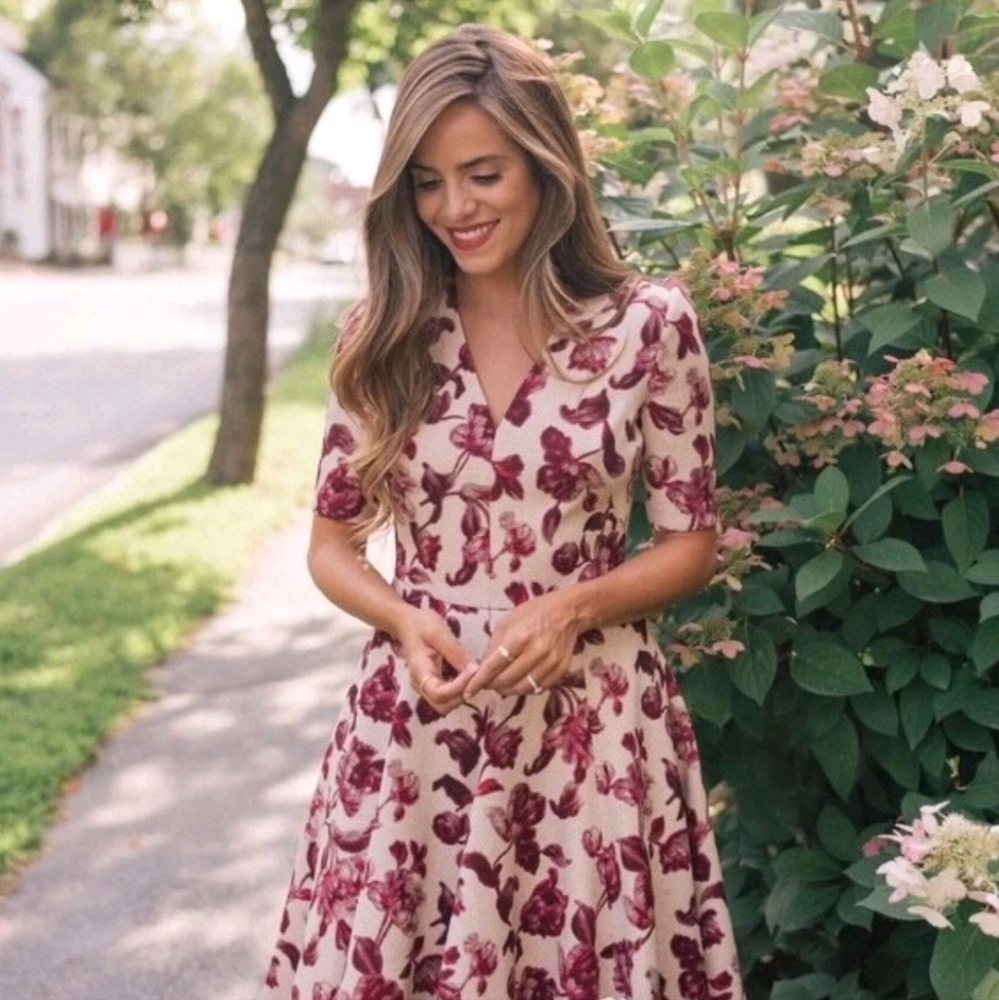 Gal Meets Glam Edith Floral Fit And Flare Midi Dress - Picture 3 of 13